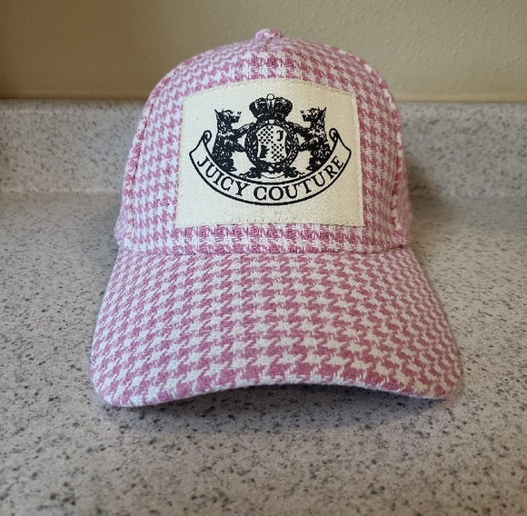 Juicy Couture Pink And White Womens Hat